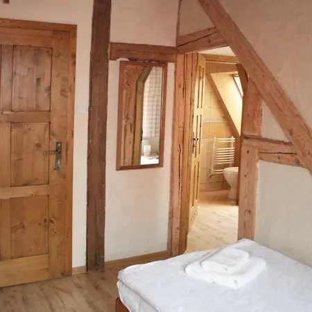 Karczma Belty Bed and breakfast