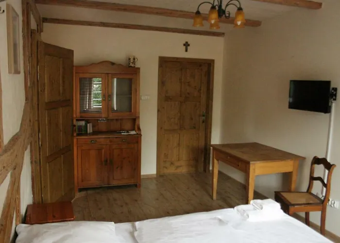 Karczma Belty Bed & Breakfast 3*